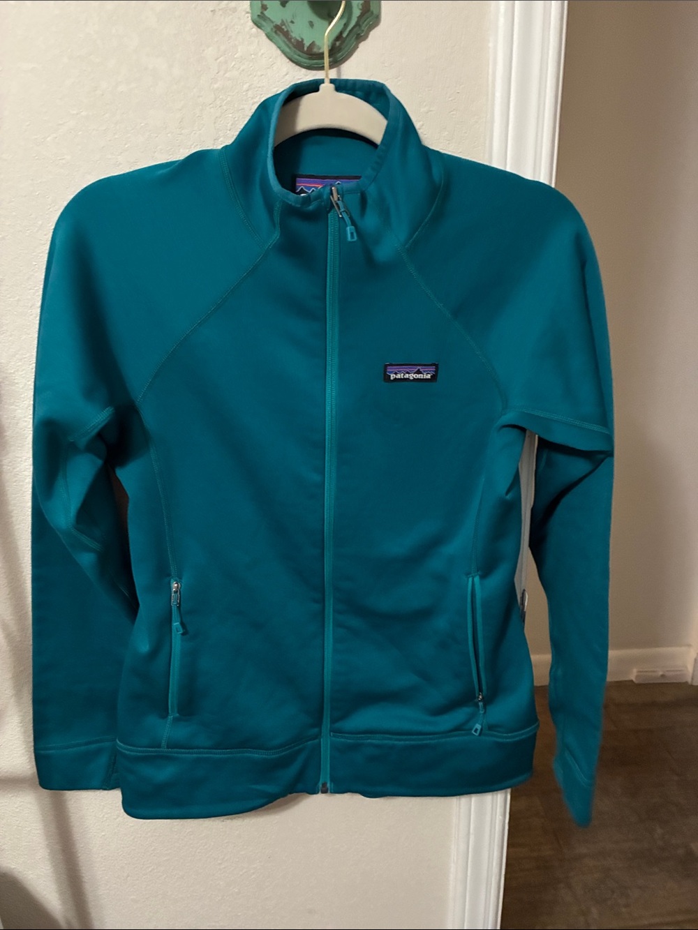 Patagonia Women’s Teal Full-Zip Bomber Jacket